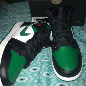 Jordan 1 pine green